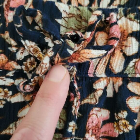 EC AMERICAN EAGLE NAVY BLUE FLORAL PANTS SZ. M - Picture 5 of 6